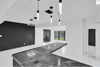 5840 SW 14th St, Plantation, FL 33317 - Photo 10