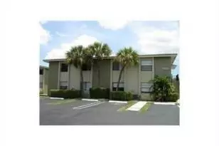 2641 Riverside Dr, Coral Springs, FL 33065 - Photo 2