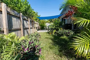 813 NW 12th Ave, Dania Beach, FL 33004 - Photo 28