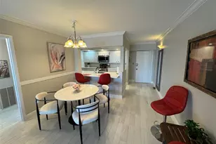 95 N Birch Rd, Fort Lauderdale, FL 33304 - Photo 14