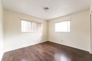 5870 NW 16th Pl, Sunrise, FL 33313 - Photo 6