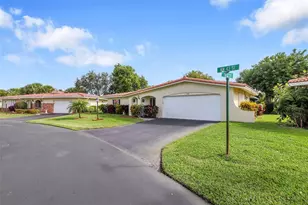 4300 NW 12th Dr, Deerfield Beach, FL 33064 - Photo 1