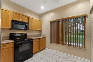 4652 SW 13th St, Deerfield Beach, FL 33442 - Photo 10