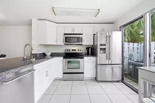 2683 NE 15th St, Pompano Beach, FL 33062 - Photo 24