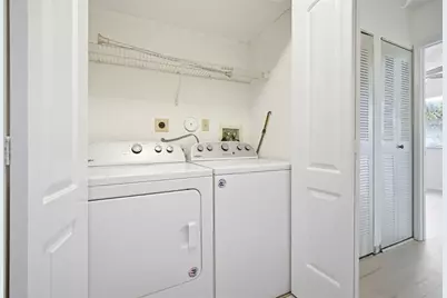 2683 NE 15th St, Pompano Beach, FL 33062 - Photo 12