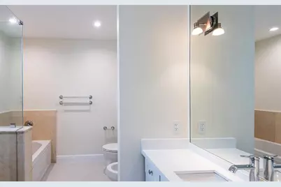 3236 NE 5th St, Unit #402, Pompano Beach, FL 33062 - Photo 14