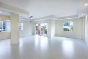 3236 NE 5th St, Pompano Beach, FL 33062 - Photo 2