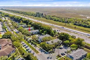 11000 Middle Golf Ct, Tamarac, FL 33321 - Photo 32