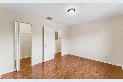 8466 NW 40th St, Coral Springs, FL 33065 - Photo 18