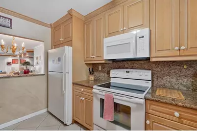 1617 SE 15th St, Fort Lauderdale, FL 33316 - Photo 6