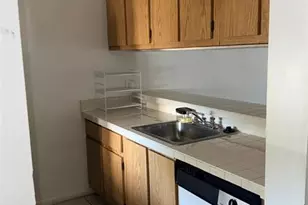 8610 N Sherman Cir, Miramar, FL 33025 - Photo 4