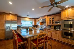 2317 NE 28th Ct, Lighthouse Point, FL 33064 - Photo 16