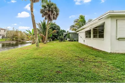 5702 NW 47th Lane, Tamarac, FL 33319 - Photo 28