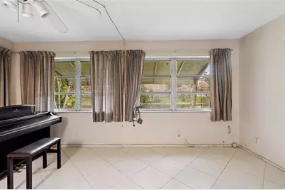 5702 NW 47th Ln, Tamarac, FL 33319 - Photo 24