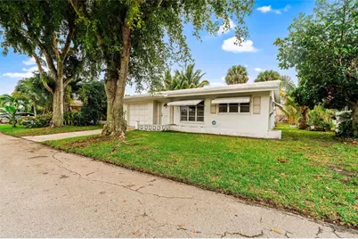 5702 NW 47th Lane, Tamarac, FL 33319 - Photo 10