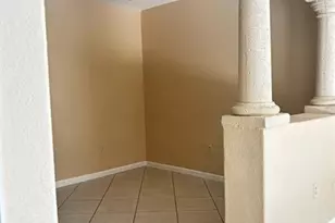 2304 SE 23rd Ave, Homestead, FL 33035 - Photo 8