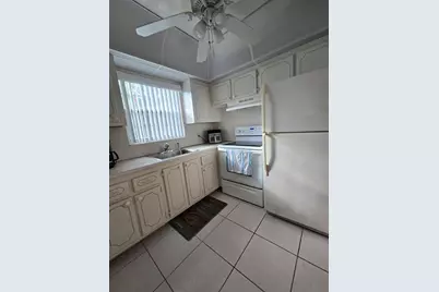 148  Tilford G, Unit #148, Deerfield Beach, FL 33442 - Photo 6