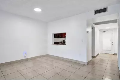 9440  Poinciana Pl, Unit #101, Davie, FL 33324 - Photo 14