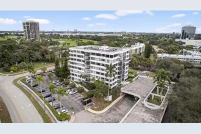 1500  Presidential Way, Unit #805, West Palm Beach, FL 33401 - Photo 38