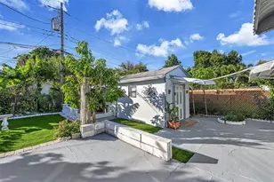 1933 SW 67th Ave, North Lauderdale, FL 33068 - Photo 20