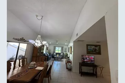 6711 S Parkway Dr, Unit #2-10, Pompano Beach, FL 33068 - Photo 20