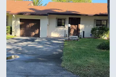 6711 S Parkway Dr, Unit #2-10, Pompano Beach, FL 33068 - Photo 2