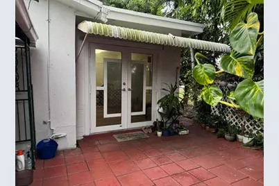 4907 NW 44th Ter, Tamarac, FL 33319 - Photo 2