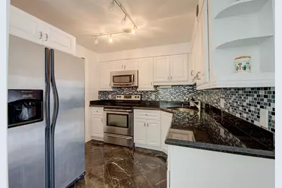 305 N Pompano Beach Blvd, Unit #506, Pompano Beach, FL 33062 - Photo 4