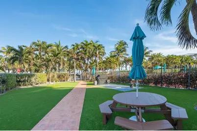 305 N Pompano Beach Blvd, Unit #506, Pompano Beach, FL 33062 - Photo 34