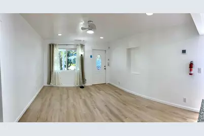 801 NE 36th St, Oakland Park, FL 33334 - Photo 10