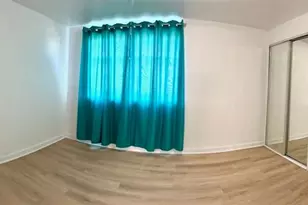 801 NE 36th St, Oakland Park, FL 33334 - Photo 6