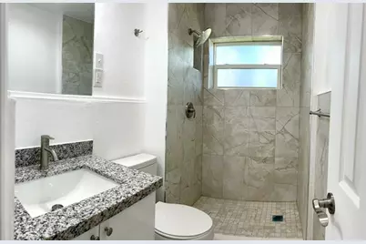 801 NE 36th St, Oakland Park, FL 33334 - Photo 8