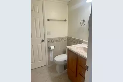 9501  Seagrape Dr, Unit #403, Davie, FL 33324 - Photo 10