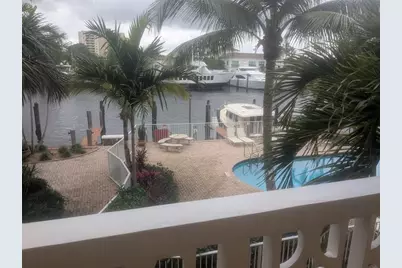 815  Middle River Dr, Unit #215, Fort Lauderdale, FL 33304 - Photo 4