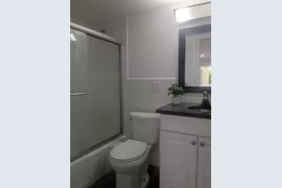 815  Middle River Dr, Unit #215, Fort Lauderdale, FL 33304 - Photo 10