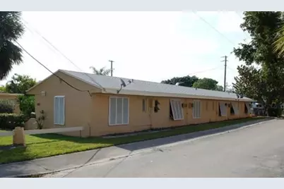 1822  Dixieanna St, Unit #14, Hollywood, FL 33020 - Photo 8