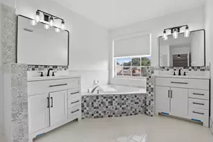 2351 NW 138th Dr, Sunrise, FL 33323 - Photo 34