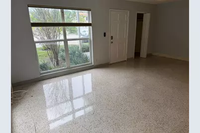 2612 NE 13th Ct, Fort Lauderdale, FL 33304 - Photo 4