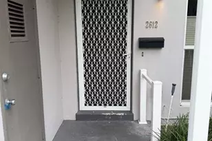 2612 NE 13th Ct, Fort Lauderdale, FL 33304 - Photo 2