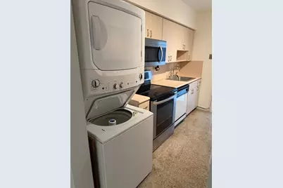 2612 NE 13th Ct, Fort Lauderdale, FL 33304 - Photo 8