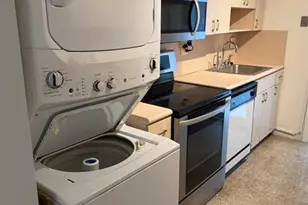 2612 NE 13th Ct, Fort Lauderdale, FL 33304 - Photo 8