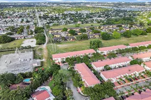 1041 NE 208th St, Miami, FL 33179 - Photo 30