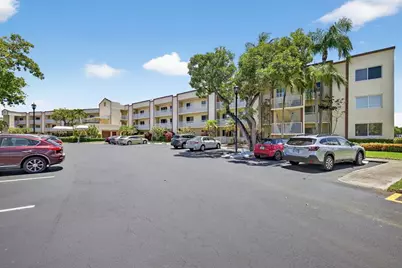 7214  Devon Dr, Unit #7214, Tamarac, FL 33321 - Photo 2