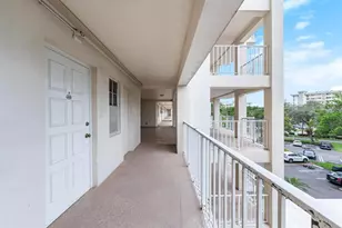 3091 N Course Dr, Pompano Beach, FL 33069 - Photo 22