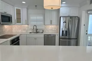 303 N Riverside Dr, Pompano Beach, FL 33062 - Photo 8