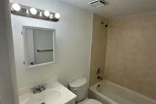 1095 W 77th St, Hialeah, FL 33014 - Photo 6