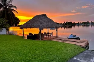 7871 NW 181st St, Hialeah, FL 33015 - Photo 4