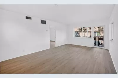 119 NE 19th Ct, Unit #205-G, Wilton Manors, FL 33305 - Photo 2