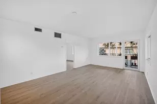 119 NE 19th Ct, Wilton Manors, FL 33305 - Photo 2