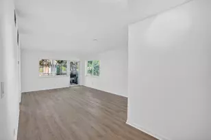 119 NE 19th Ct, Wilton Manors, FL 33305 - Photo 12